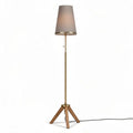 Staande lamp met houten standaard beige lampenkap en gouden details 30 x 30 x 150cm